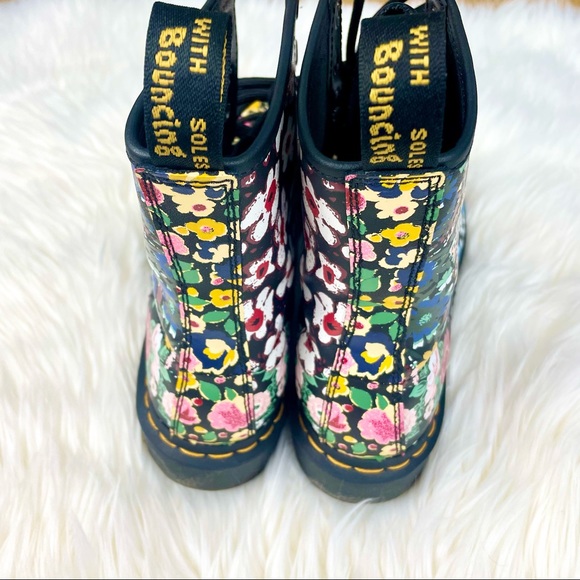 SOLD OUT Dr Martens 1460 Pascal Floral Mash Up Lace Up Black Combat Boots Sz 9 - Picture 11 of 13